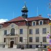 Rathaus mit Hechtbrunnen in Teterow