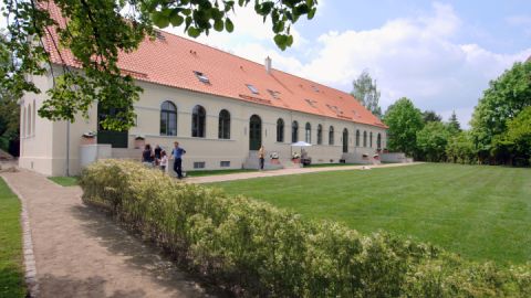 Kavaliershaus Suitehotel am Finckener See - Außenansicht