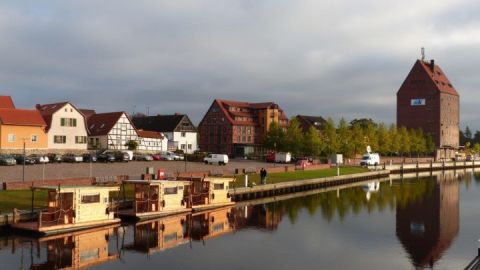 Am Loitzer Hafen