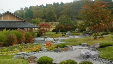 Japanischer Garten mit Zen-Garten