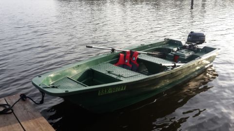 Angelboot als Ruderboot oder mit 5 PS Motor